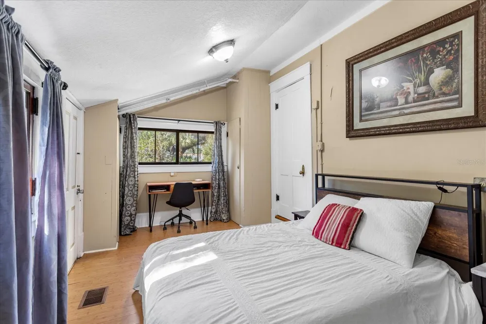 620 TUBB STREET Oakland, FL 34760