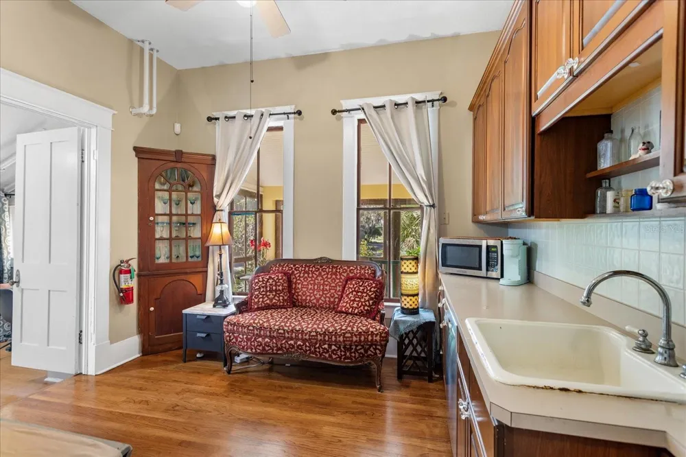 620 TUBB STREET Oakland, FL 34760