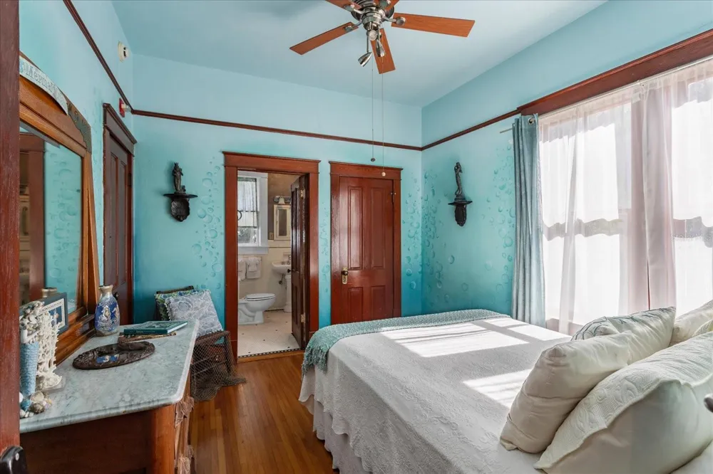 620 TUBB STREET Oakland, FL 34760