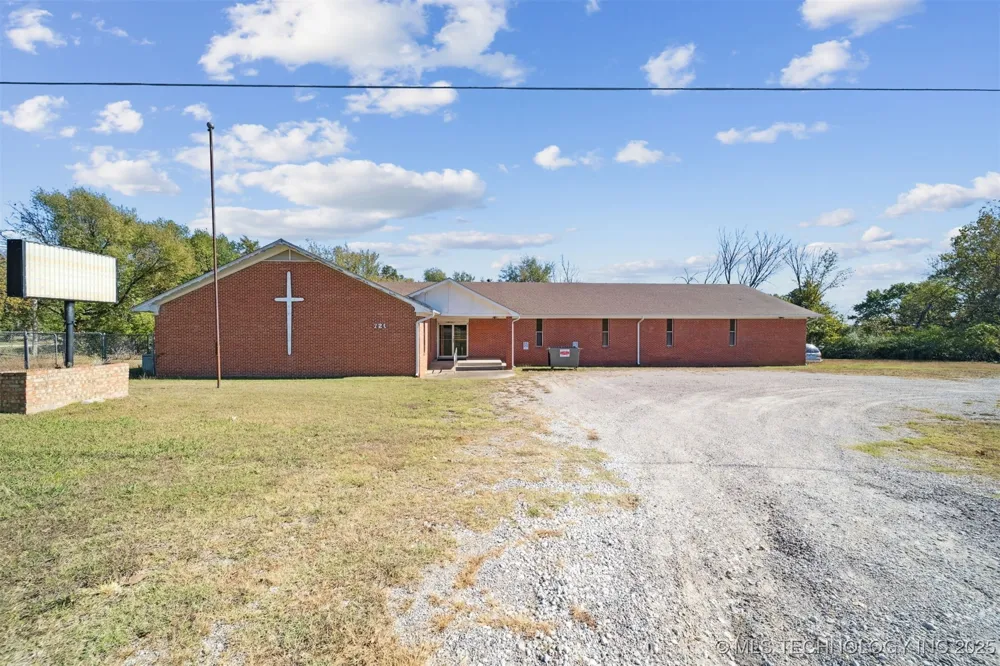 720 S Main Street Ada, OK 74820