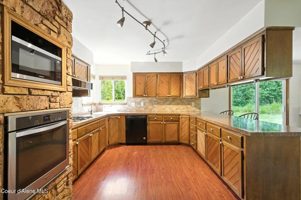 33691-93 ID-200 Sandpoint, ID 83864