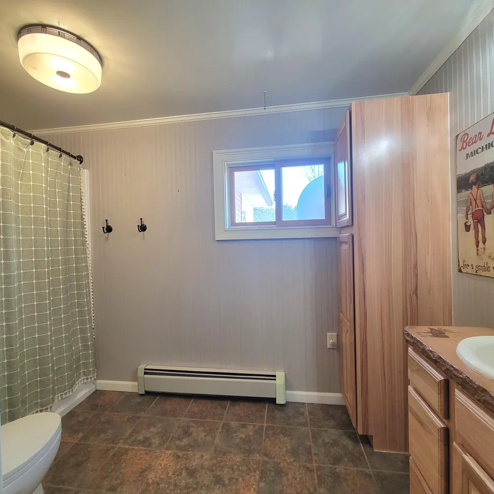 13625 Potter Road Maple Grove Township, MI 49614