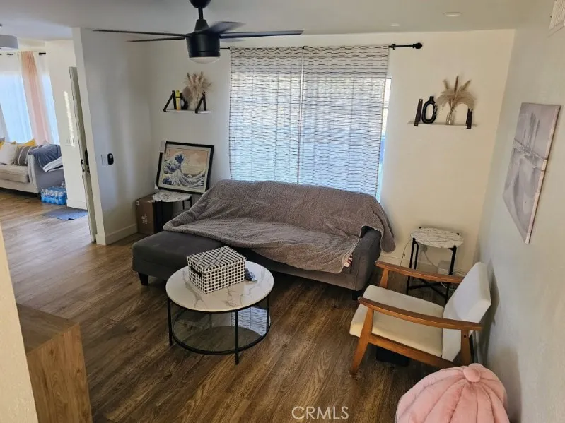 1376 Darwin Drive Oceanside, CA 92056