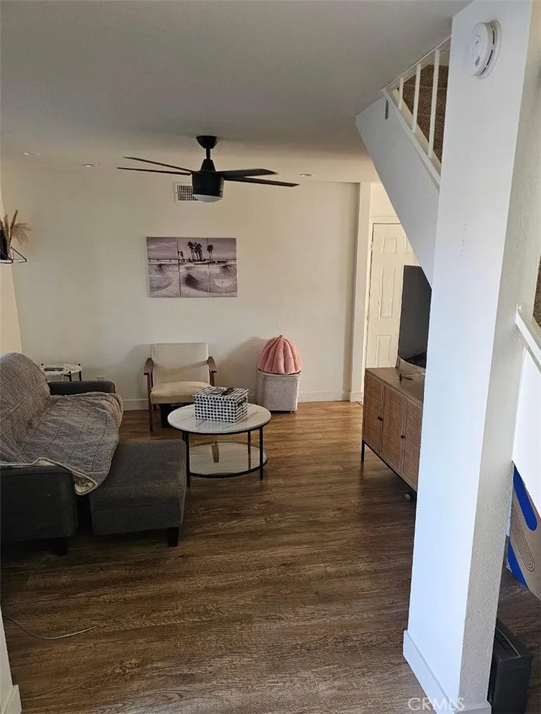 1376 Darwin Drive Oceanside, CA 92056
