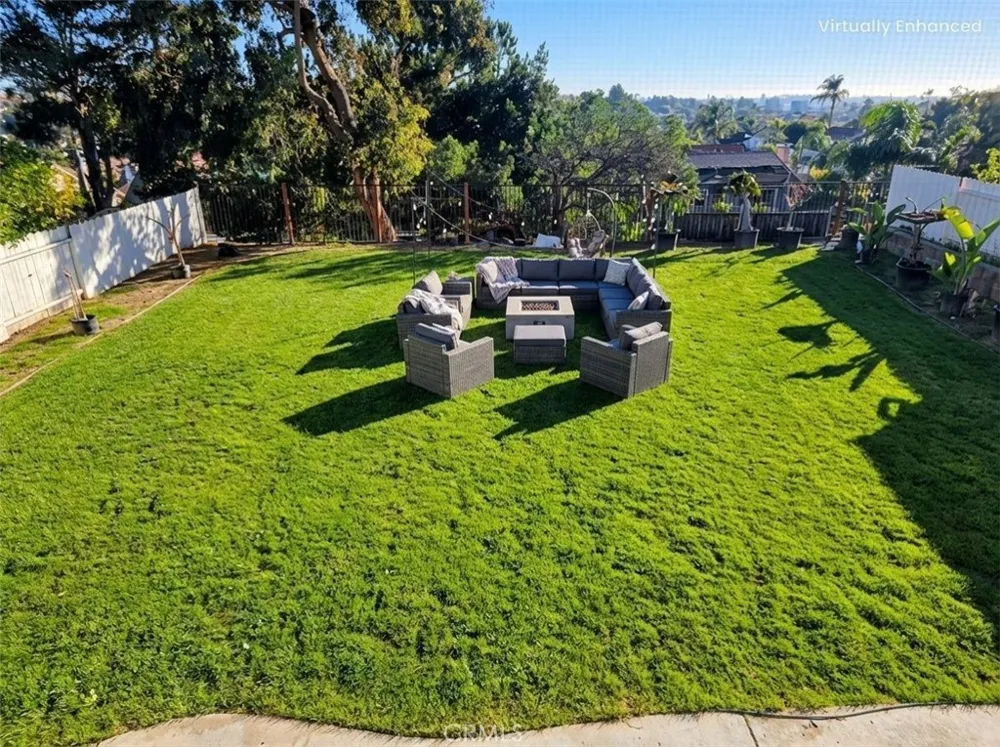 1376 Darwin Drive Oceanside, CA 92056