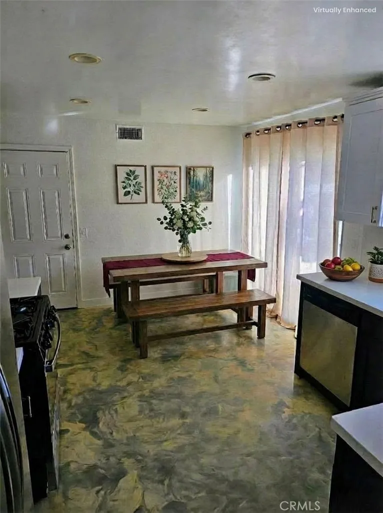 1376 Darwin Drive Oceanside, CA 92056