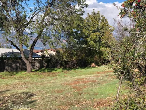 5708 Ponca