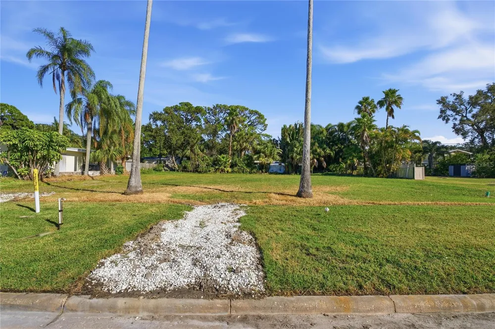 1645 SANTA BARBARA DRIVE Dunedin, FL 34698