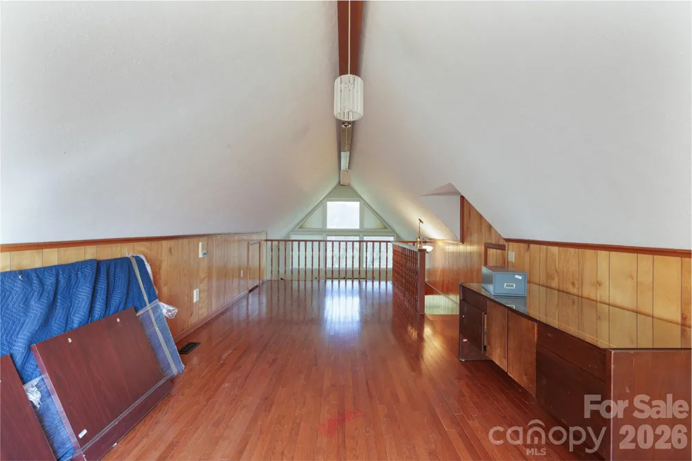 112 Hy Vu Drive Canton, NC 28716