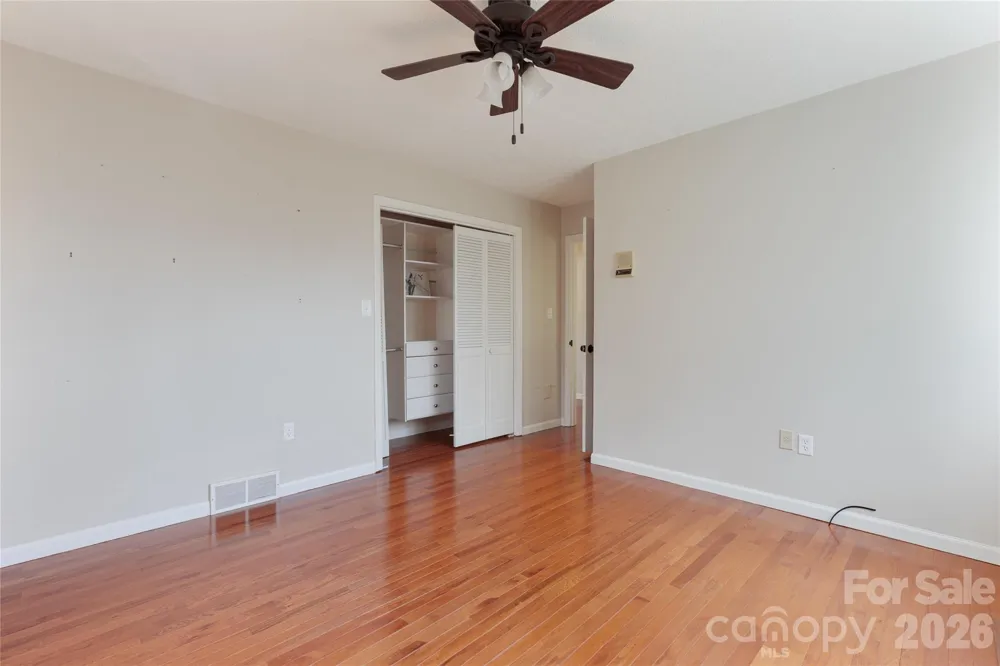 112 Hy Vu Drive Canton, NC 28716
