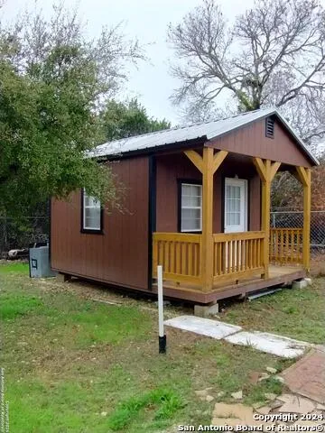475 Skyline Dr Bandera, TX 78003