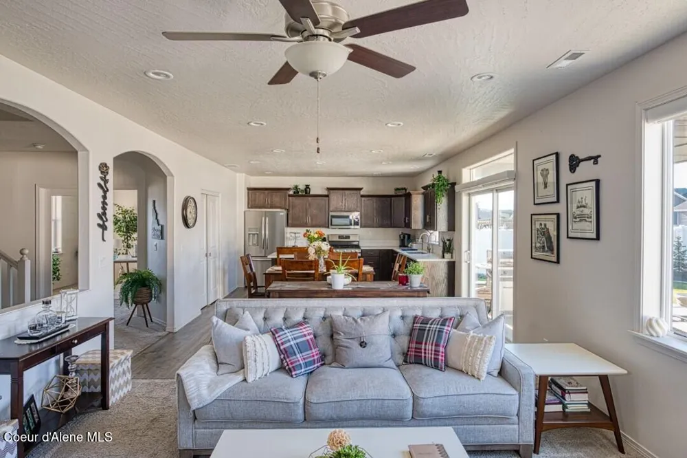 12503 Farley Way Rathdrum, ID 83858