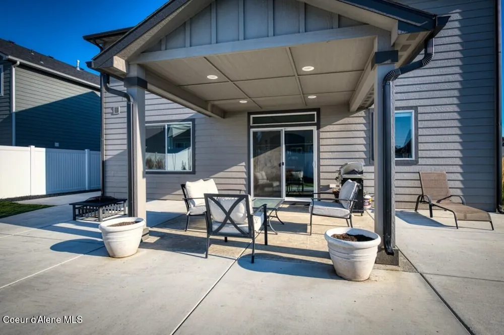 12503 Farley Way Rathdrum, ID 83858