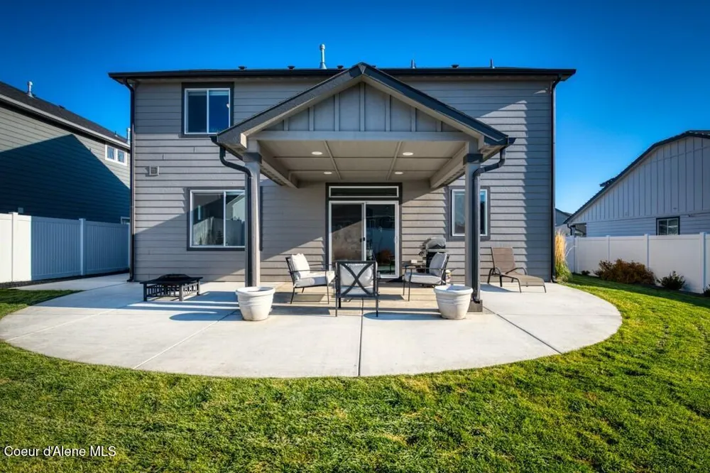12503 Farley Way Rathdrum, ID 83858
