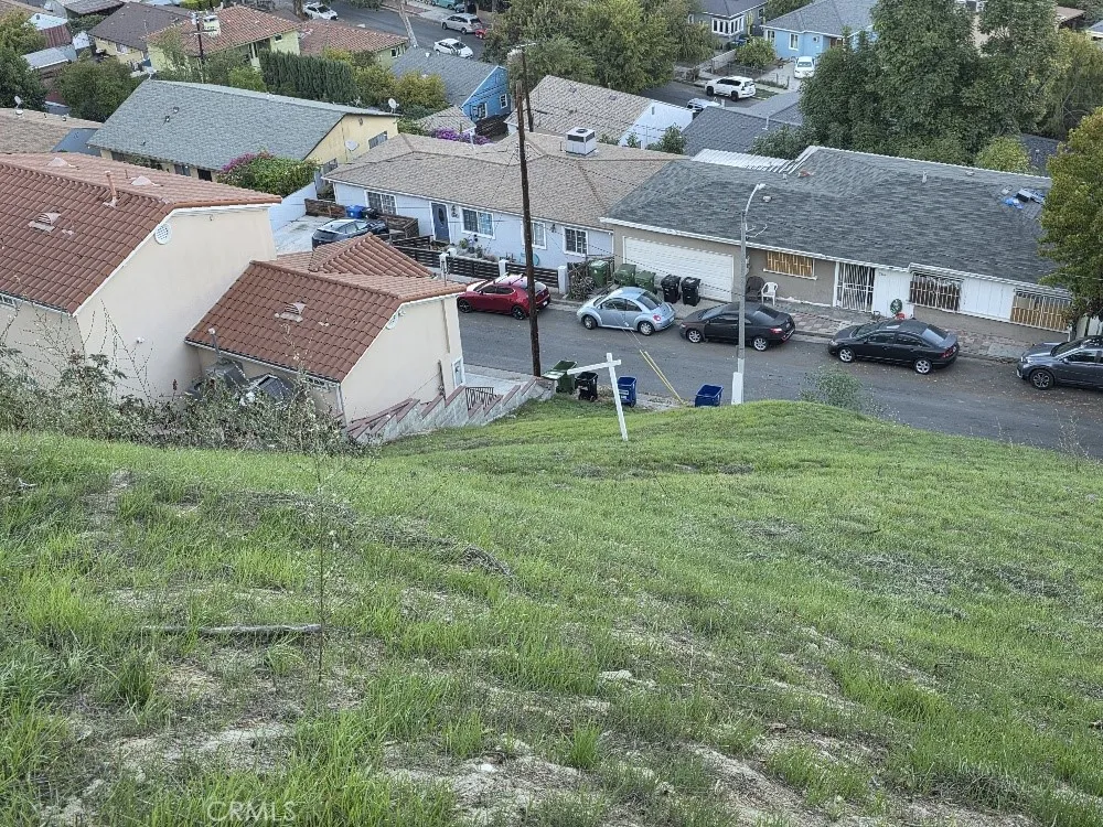 2818 Adkins Avenue El Sereno, CA 90032