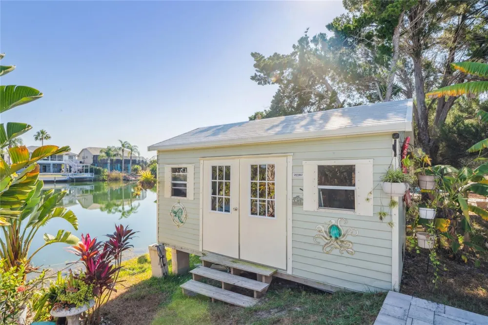 3270 HIBISCUS DRIVE Hernando Beach, FL 34607