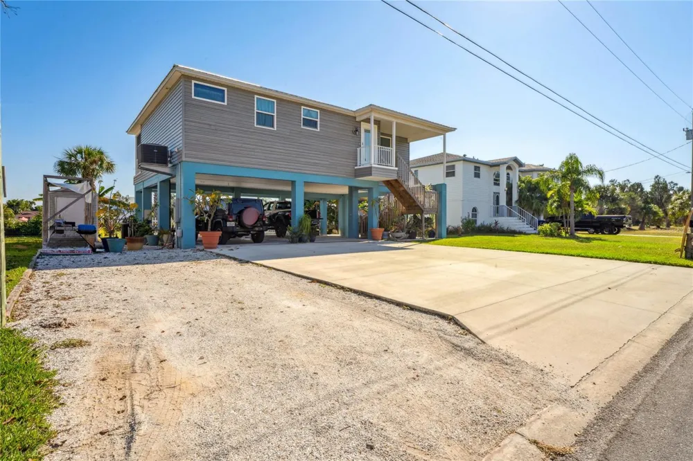 3270 HIBISCUS DRIVE Hernando Beach, FL 34607