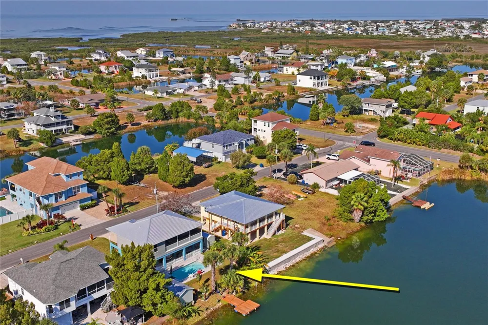 3270 HIBISCUS DRIVE Hernando Beach, FL 34607