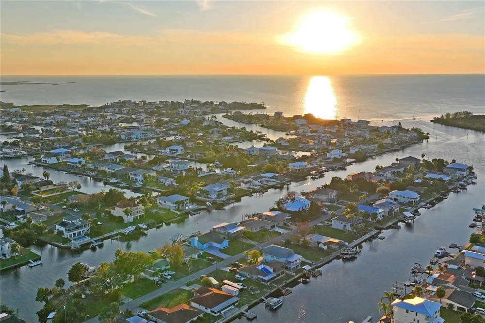 3270 HIBISCUS DRIVE Hernando Beach, FL 34607
