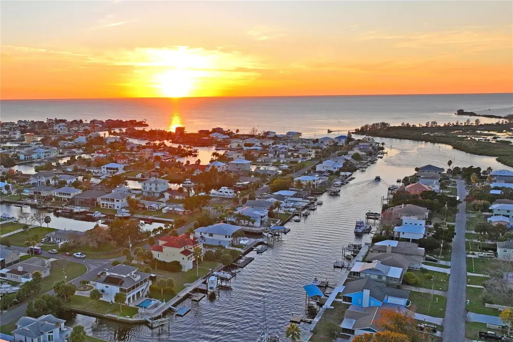 3270 HIBISCUS DRIVE Hernando Beach, FL 34607