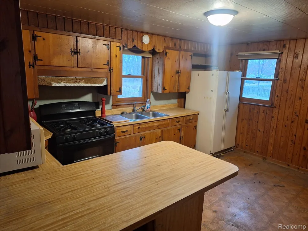 6921 Wegner Road Thomas Township, MI 48609