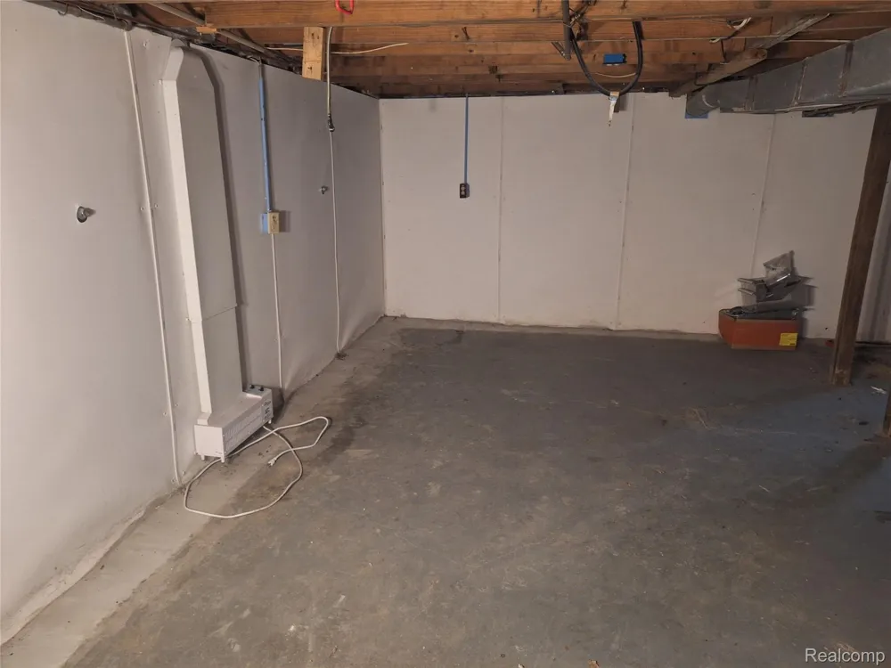6921 Wegner Road Thomas Township, MI 48609