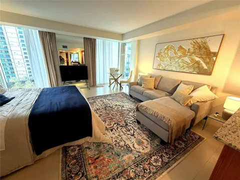10275 Collins Avenue #1101