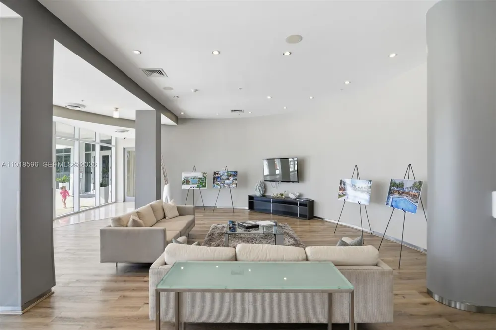 10275 Collins Avenue #1101 Bal Harbour, FL 33154