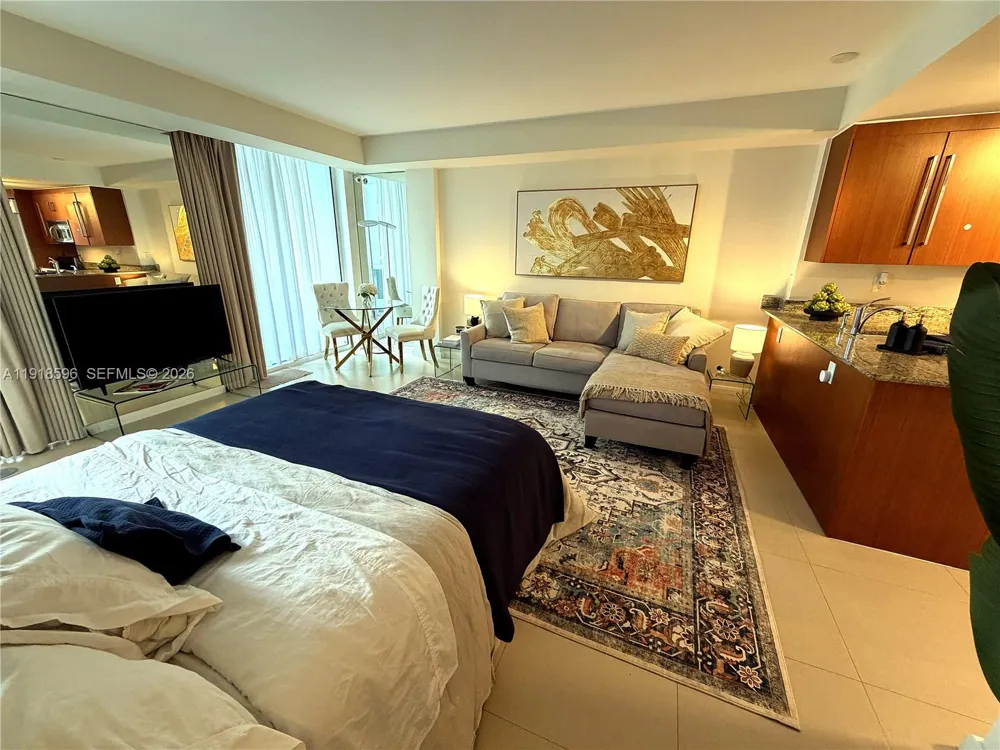 10275 Collins Avenue #1101 Bal Harbour, FL 33154