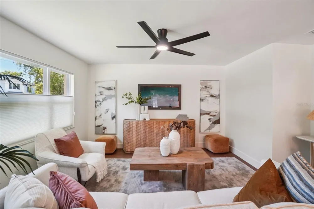 3123 W LA SALLE STREET Tampa, FL 33607