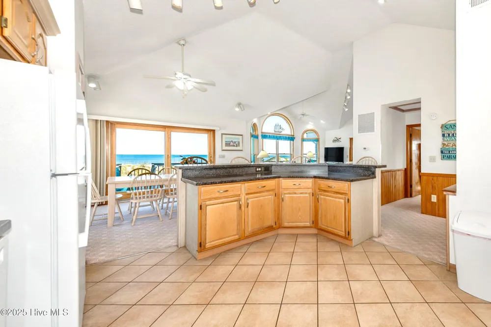 721 Crown Point Circle Corolla, NC 27927