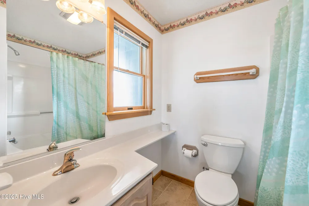 721 Crown Point Circle Corolla, NC 27927