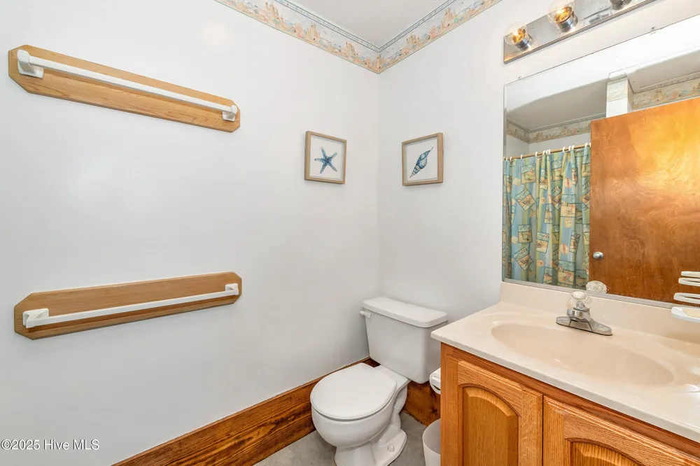 721 Crown Point Circle Corolla, NC 27927