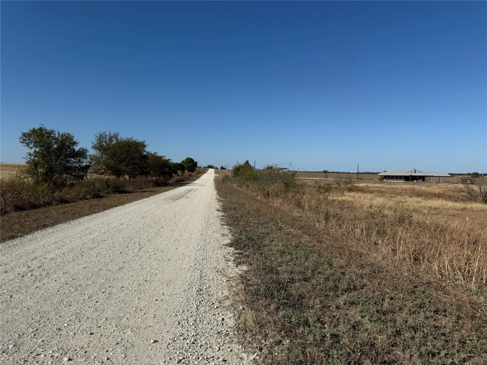 251 CR 347A Rosebud, TX 76570