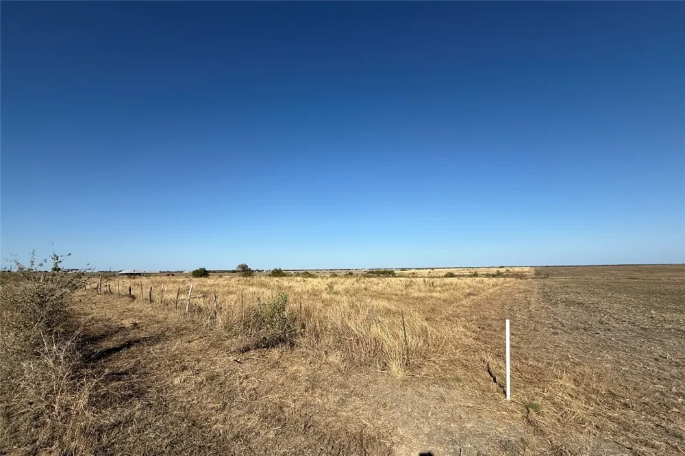 251 CR 347A Rosebud, TX 76570