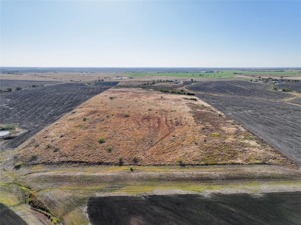 251 CR 347A Rosebud, TX 76570