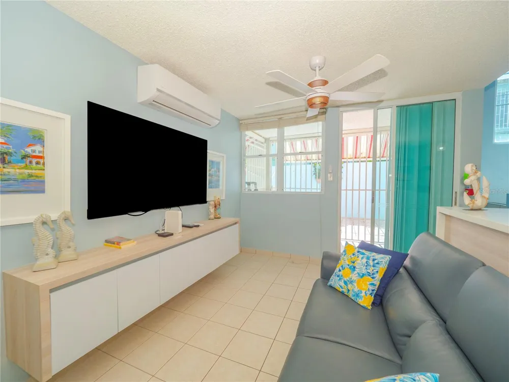 707 OCEAN DRIVE #A-4 Luquillo, PR 00773