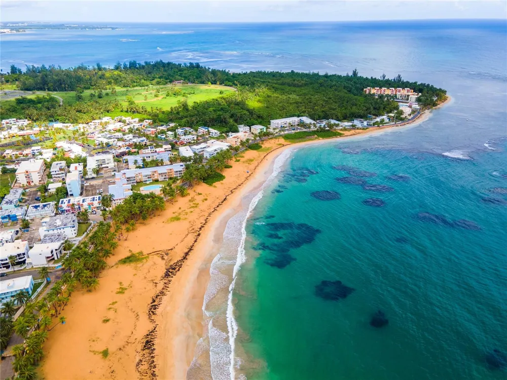 707 OCEAN DRIVE #A-4 Luquillo, PR 00773
