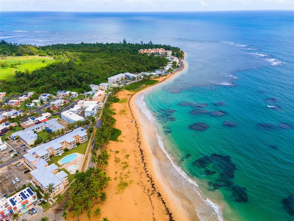 707 OCEAN DRIVE #A-4 Luquillo, PR 00773