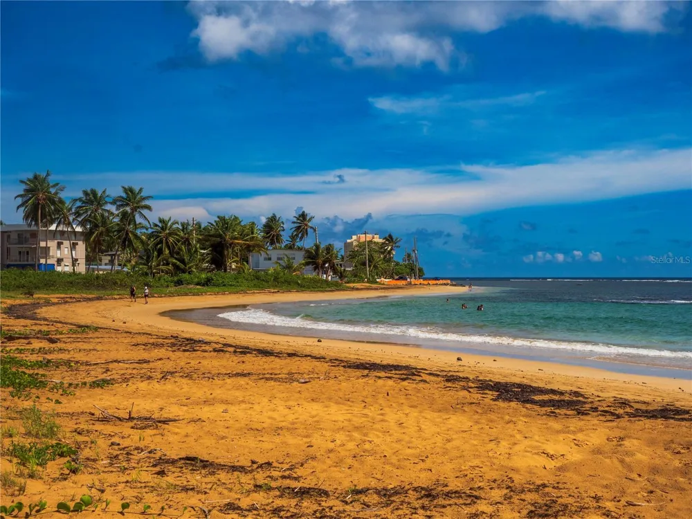 707 OCEAN DRIVE #A-4 Luquillo, PR 00773