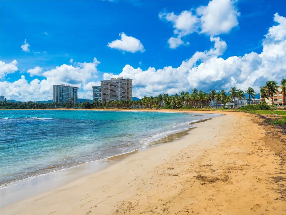 707 OCEAN DRIVE #A-4 Luquillo, PR 00773