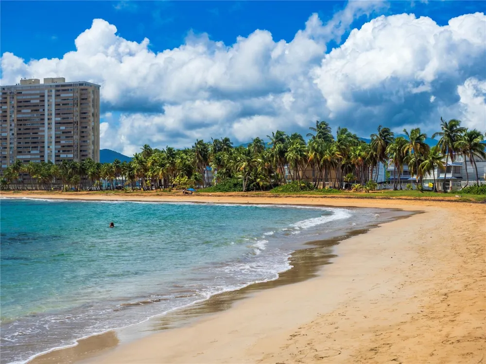707 OCEAN DRIVE #A-4 Luquillo, PR 00773