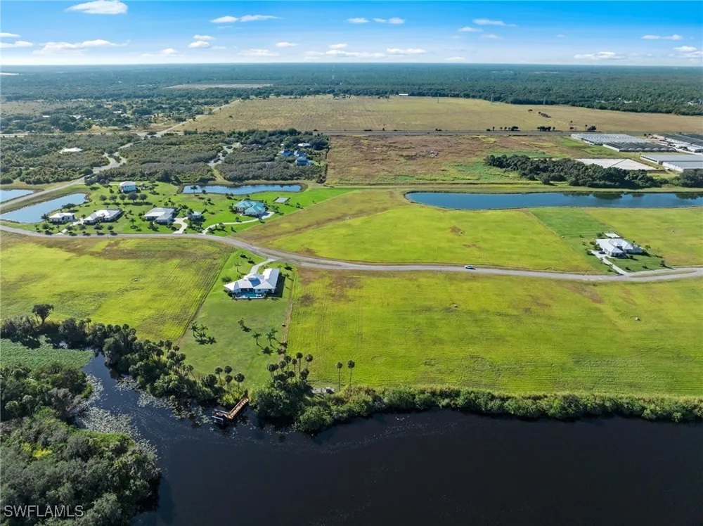 Yellow Button Lane Alva, FL 33920