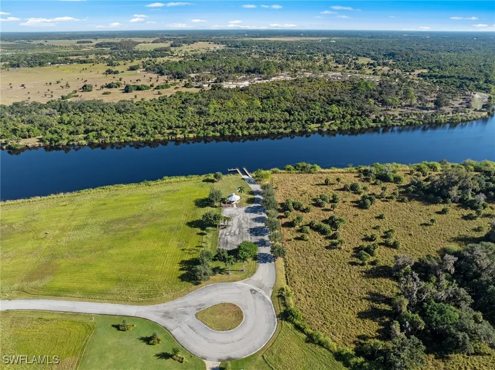 Yellow Button Lane Alva, FL 33920