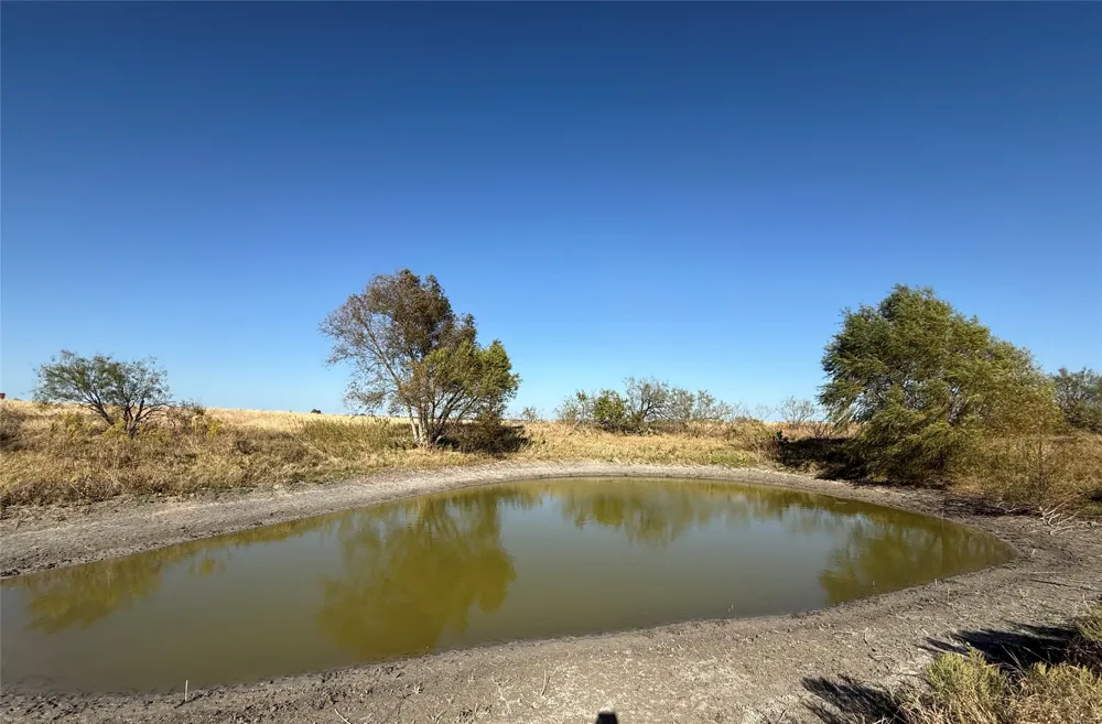 251 CR 347A Rosebud, TX 76570