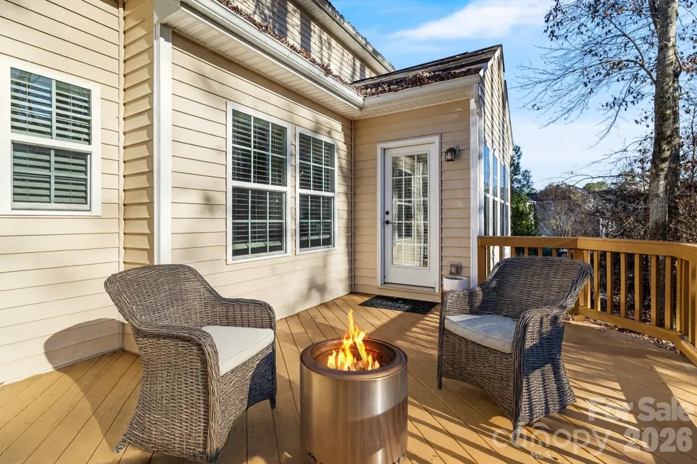 447 Leaf Arbor Court Lake Wylie, SC 29710