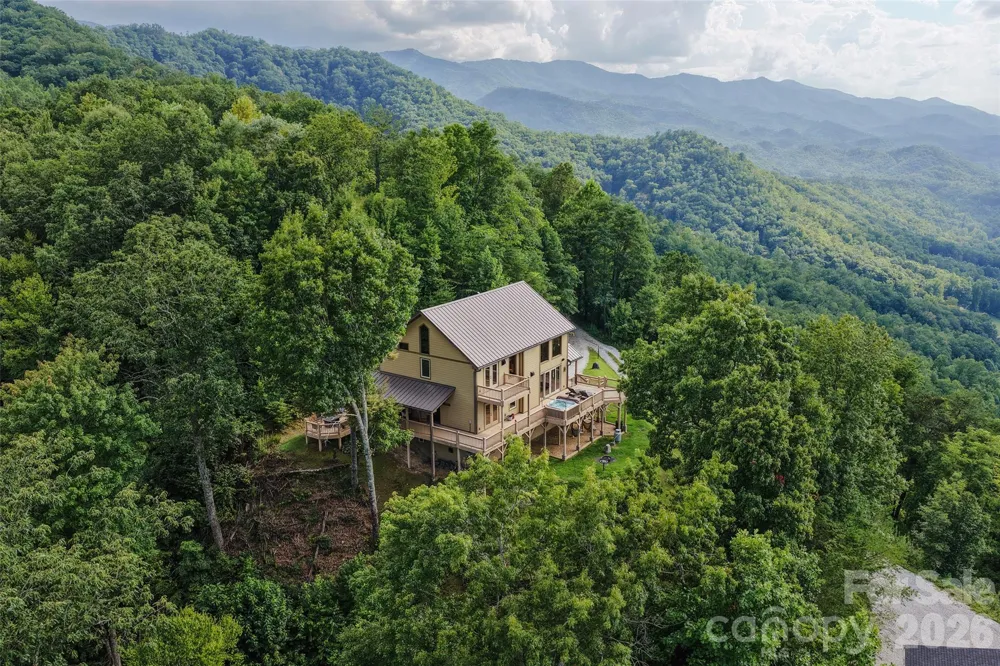 168 Laramie Heights Andrews, NC 28901
