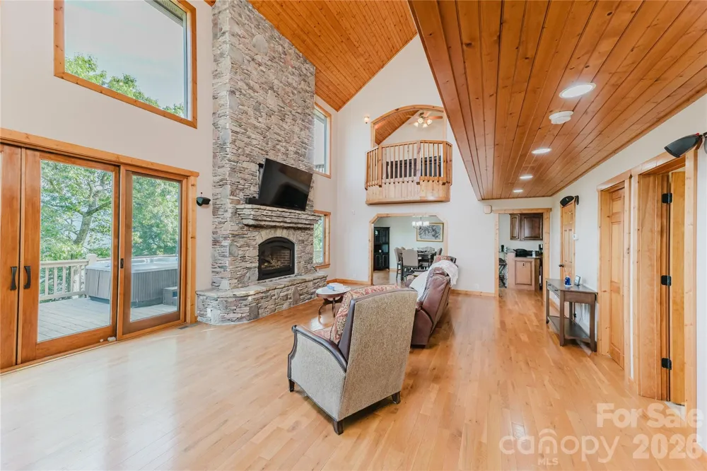 168 Laramie Heights Andrews, NC 28901