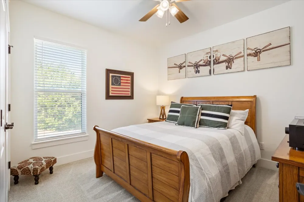 1250 E Creekview Drive Salado, TX 76571
