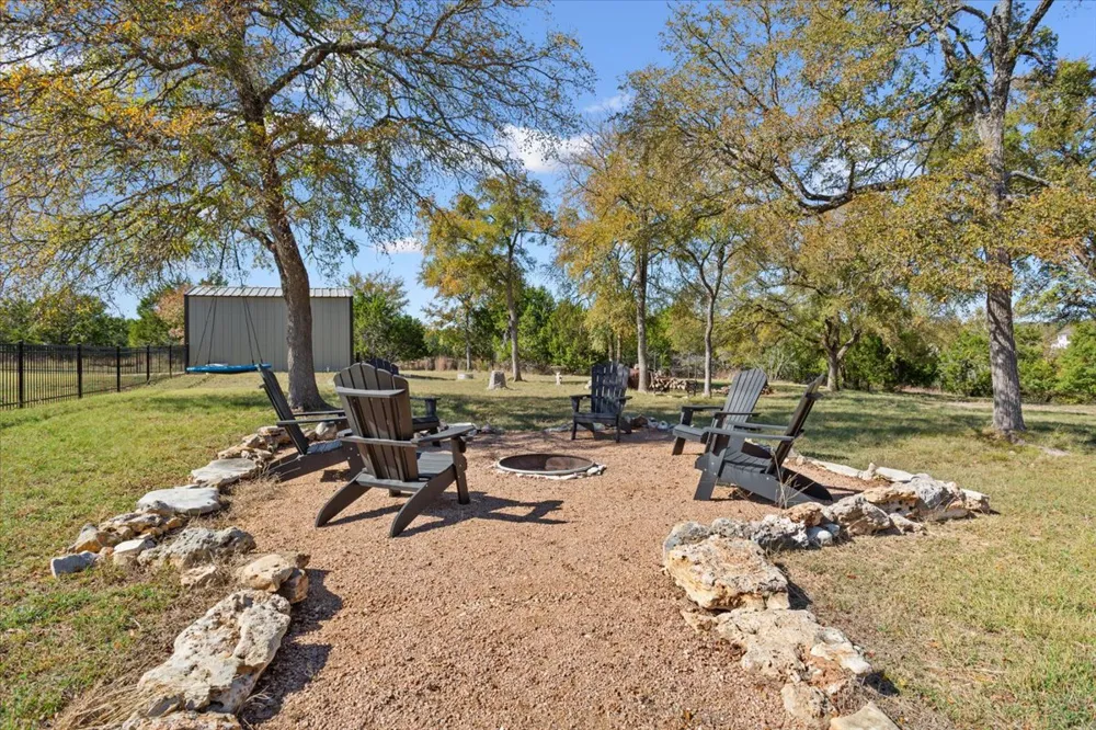 1250 E Creekview Drive Salado, TX 76571